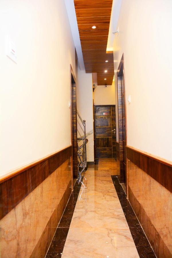 Hotel Nest N Rest - Bombay Exterior foto